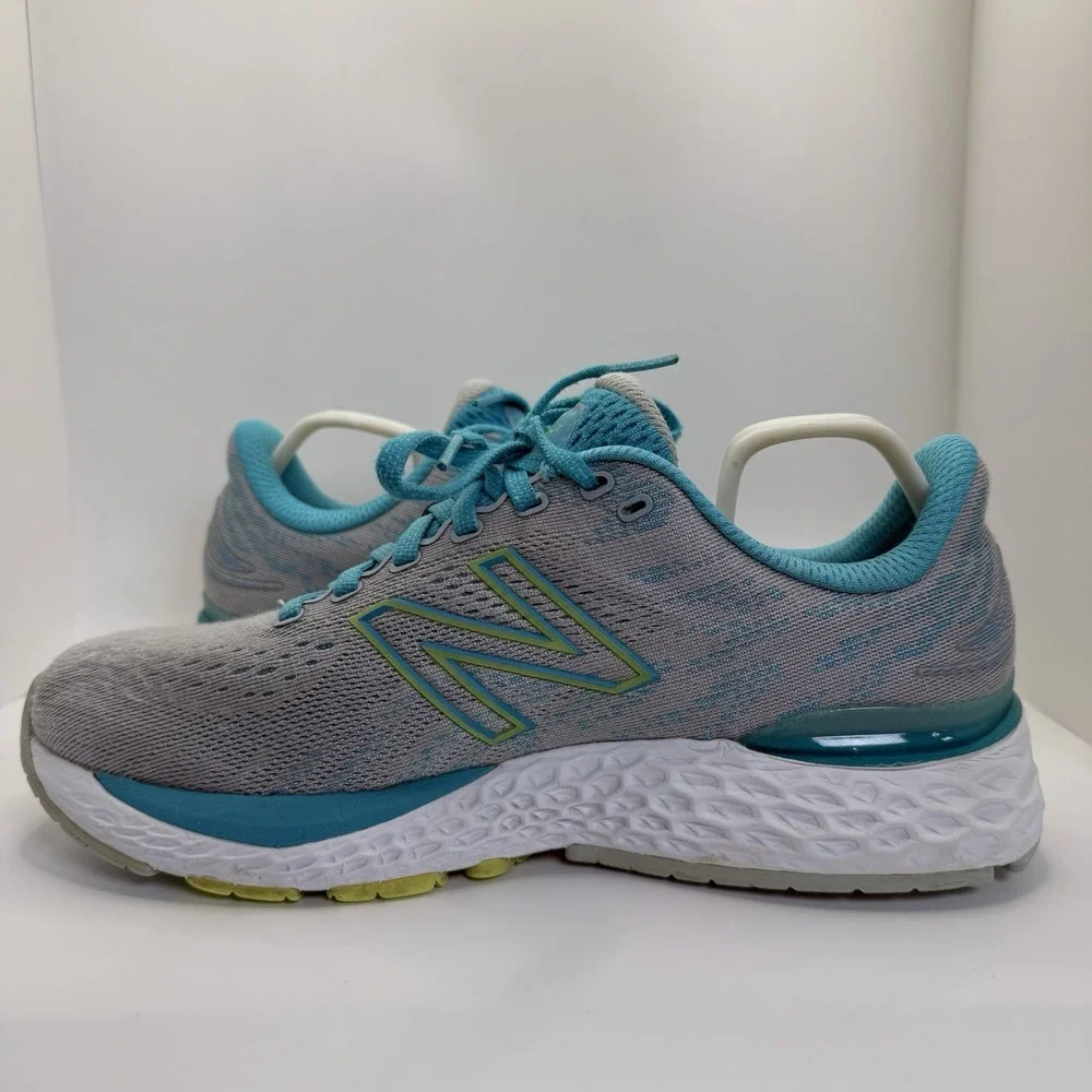 New Balance‎ Fresh Foam 880 V11 Women's Size 8.5 D Gray Blue Green Running Shoes